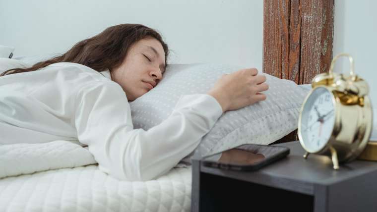 Silent Nights: How to Manage and Treat Sleep Apnea for a Good Night’s Sleep