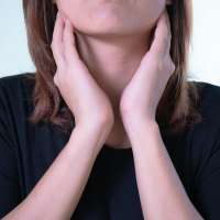 Throat Troubles Turned Tame: How to Soothe a Sore Throat Fast