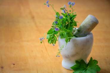 Silence the Scratch: 10 Natural Remedies for Soothing a Sore Throat